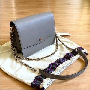 Tory Burch ROBINSON CONVERTIBLE
SHOULDER BAG